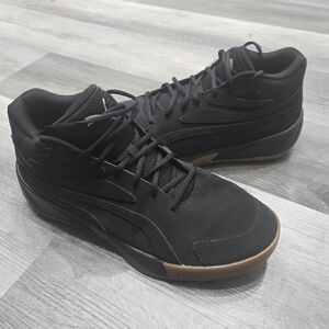 PUMA Court Pro Men's Basketball Shoes, featuring a durable synthetic and mesh
